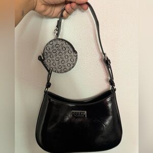 Guess purse, never used.